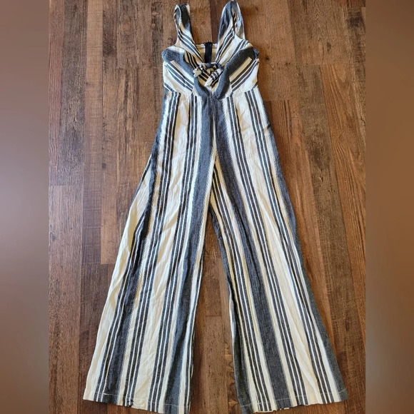 Black & White Striped Jumpsuit - Picture 1 of 7